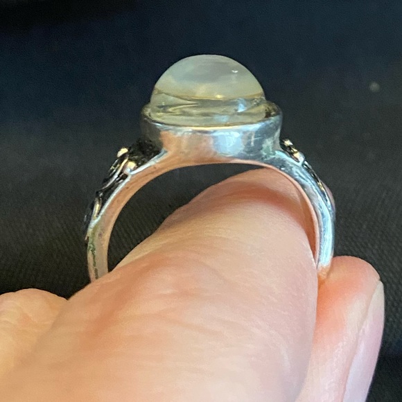 Silver Faux Moonstone Ring Size 8 - Picture 5 of 7